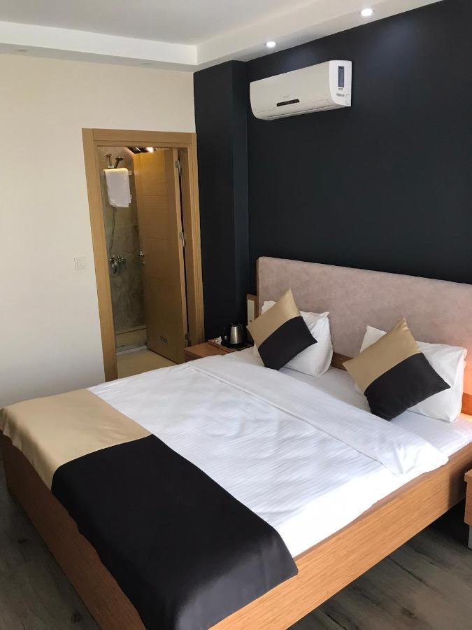 Carpe Diem Hotel Аявали Екстериор снимка